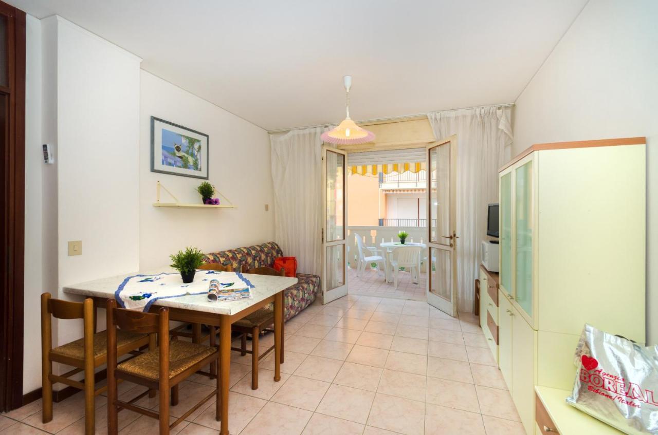 Condominio Perseo Mare Bibione Exterior foto