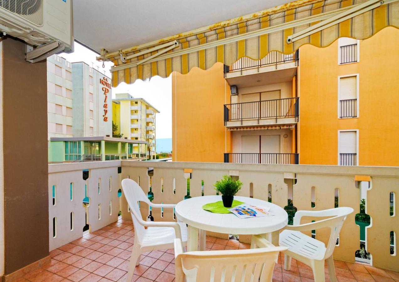 Condominio Perseo Mare Bibione Exterior foto